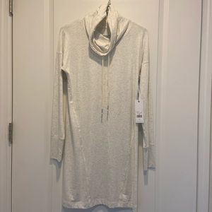 NWT Southern Tide Scuba Pull Over Dress Small